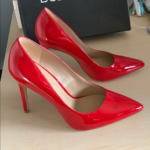 SOLD- NIB BCBG pumps BBC - Picture 3 of 6